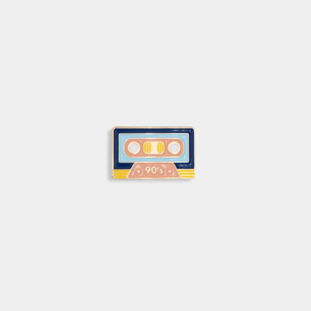 all-the-ways-to-say-small-tape-pin-kassette-emaille-retro image 2