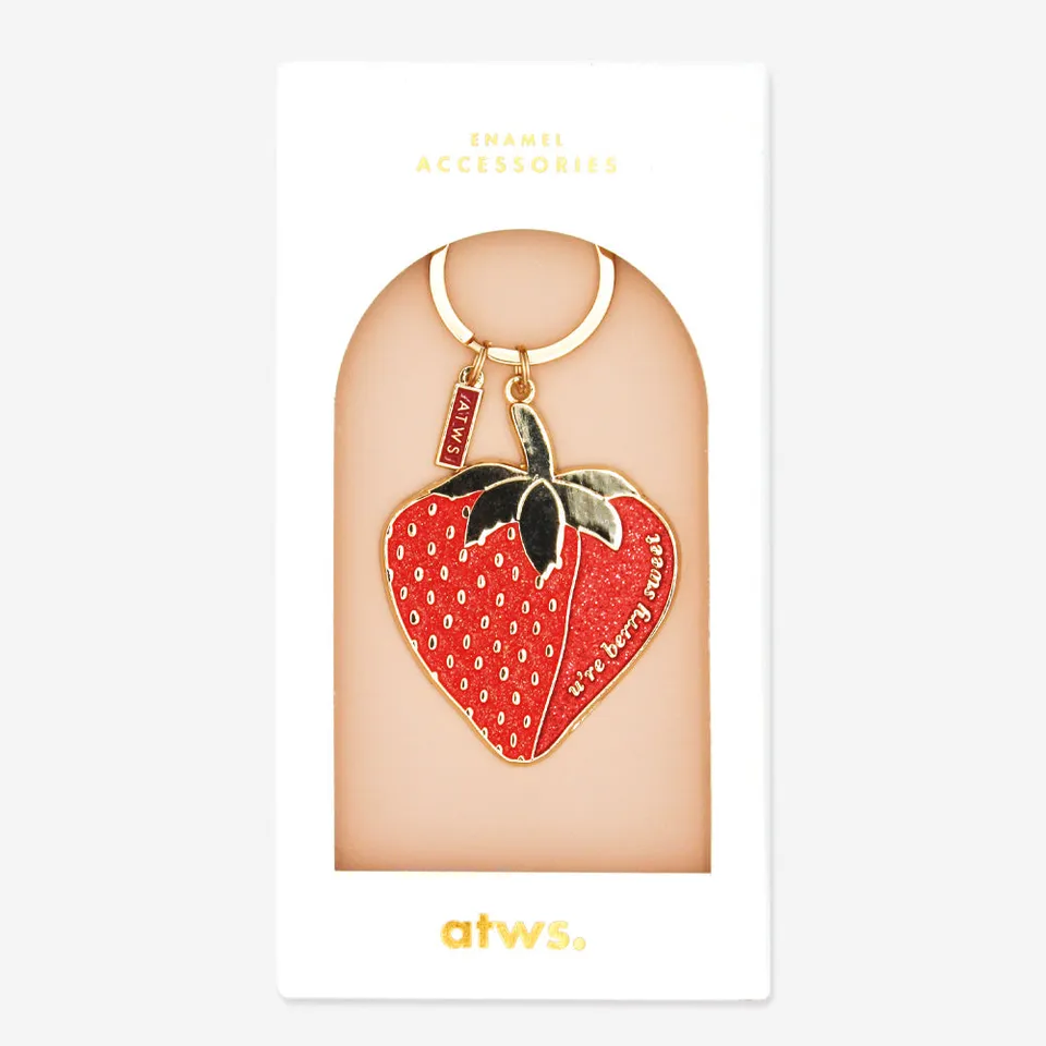 all-the-ways-to-say-strawberry-schl-sselanh-nger-emaille-erdbeere image 1