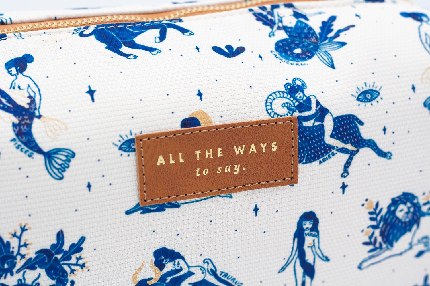 all-the-ways-to-say-astro-kulturtasche-blau-sterne-recycelt image 3