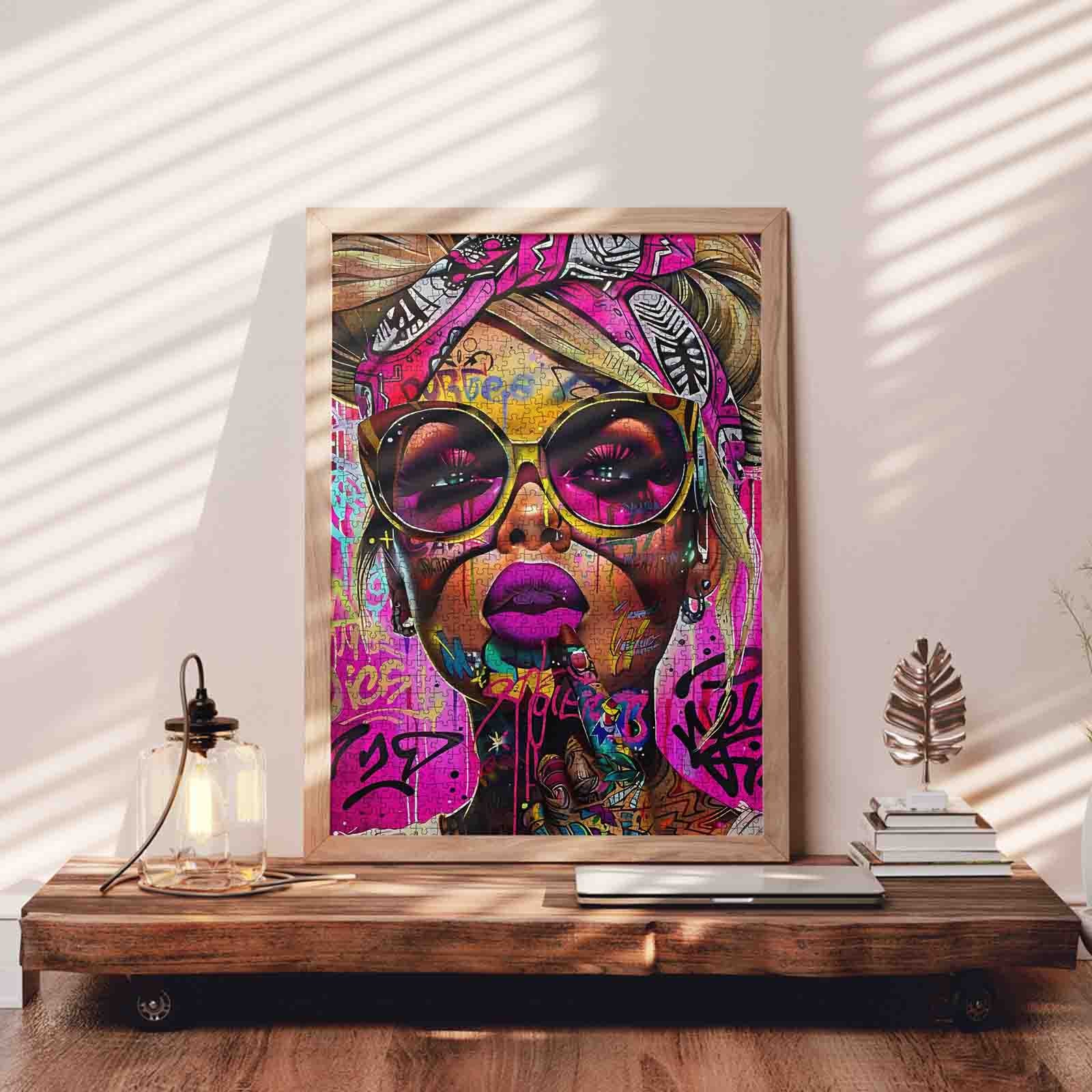 tucocoo-graffiti-diva-neon-puzzle-1000-teile-street-art image 3