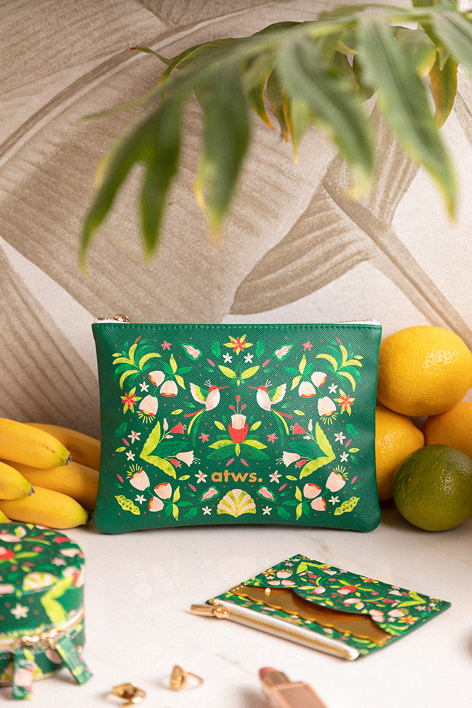 all-the-ways-to-say-pouch-bags-green-jungle-kosmetiktasche-gr-n-19x14-cm image 2