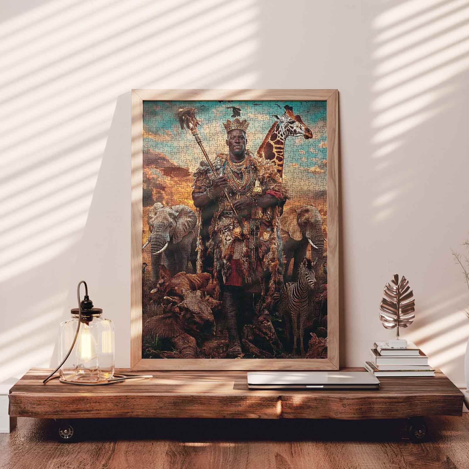 tucocoo-majestic-king-with-wildlife-puzzle-1000-teile image 3