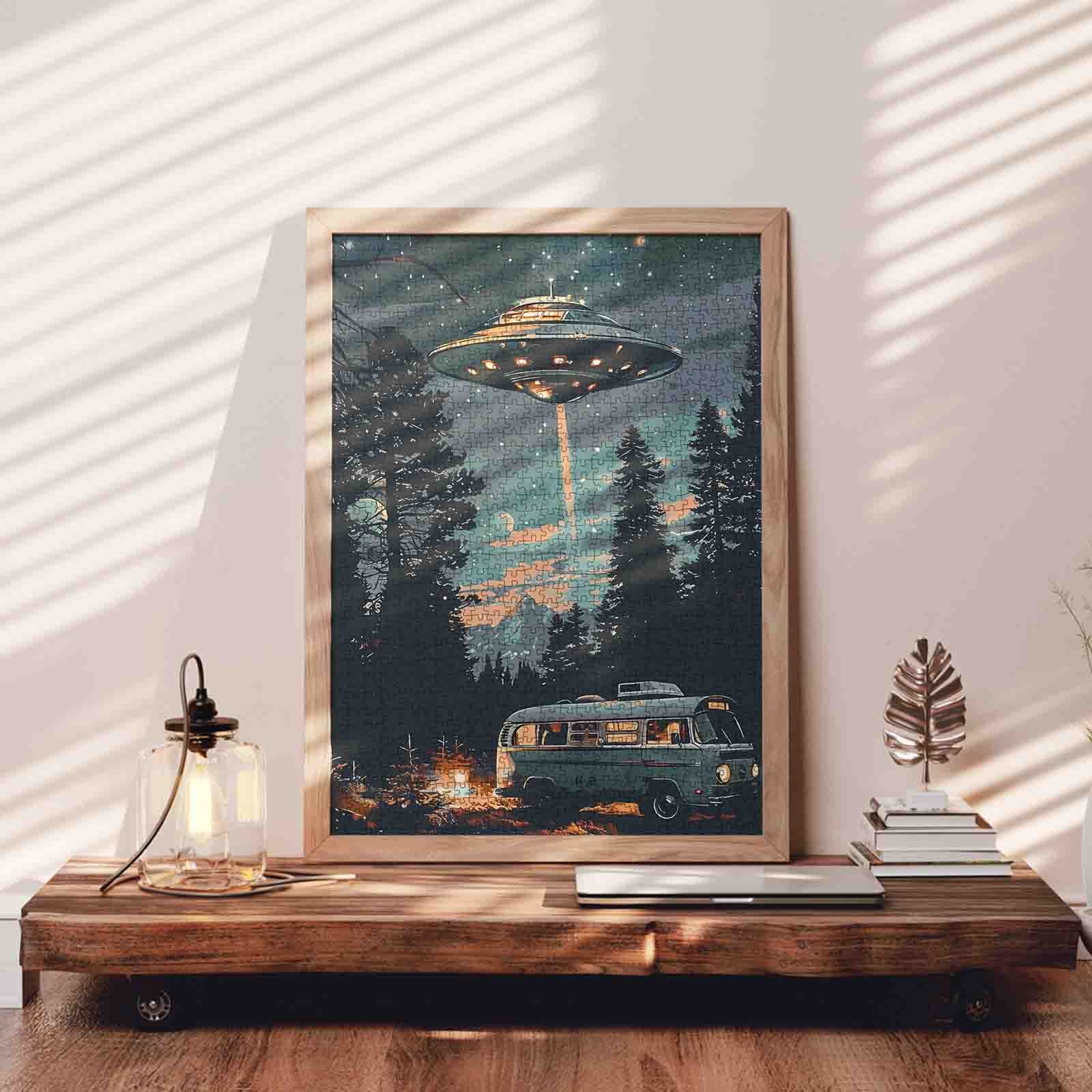 tucocoo-ufo-night-encounter-forest-camper-puzzle-1000-teile image 3