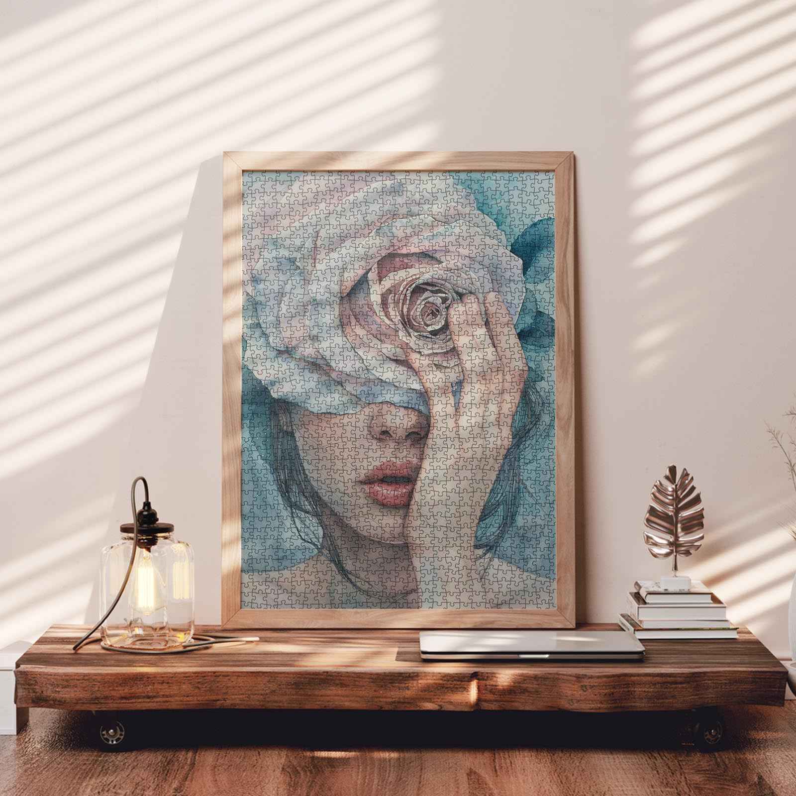 tucocoo-rose-enigma-puzzle-1000-teile-frau-mit-rose image 3