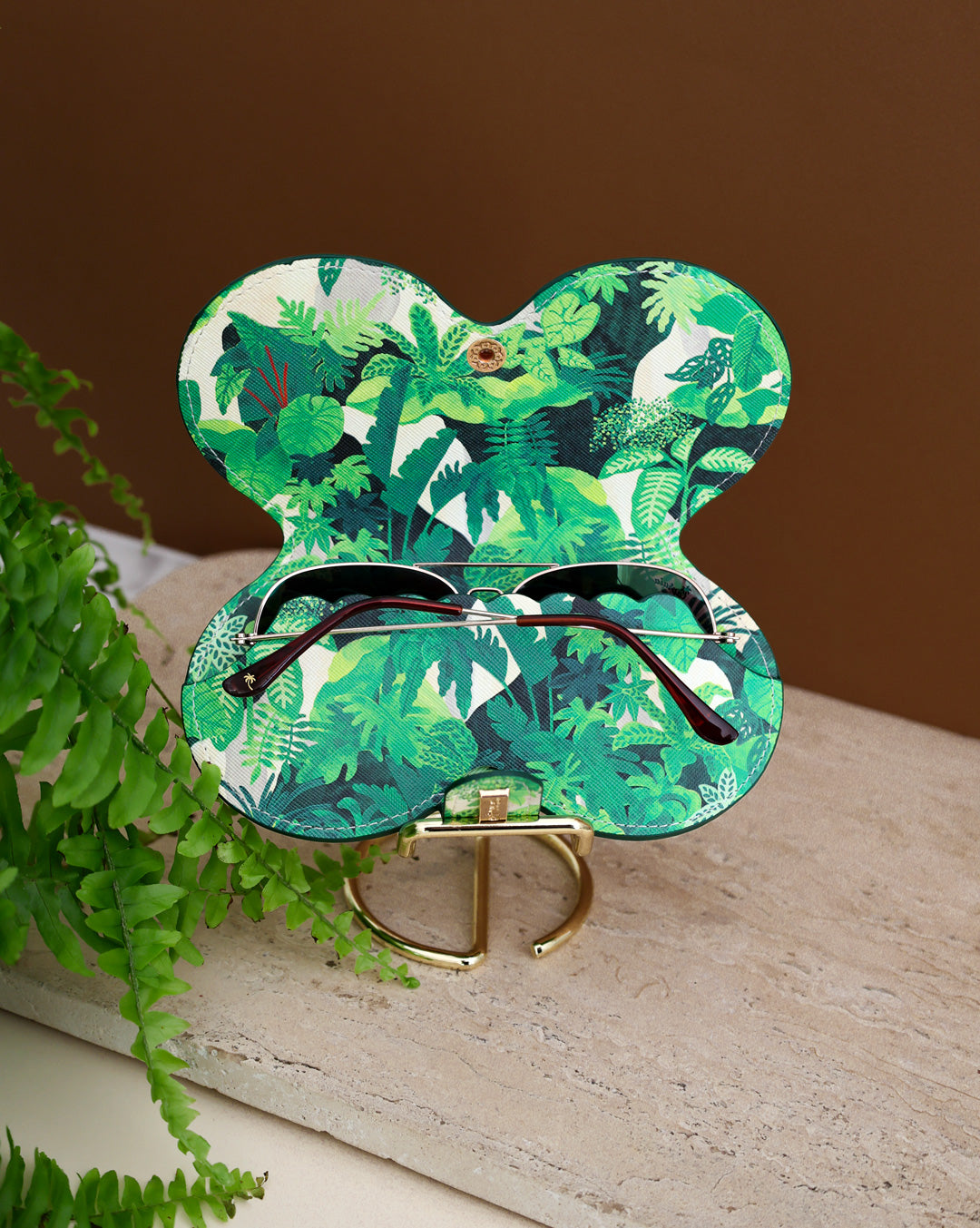 all-the-ways-to-say-green-cliff-clip-case-brillenetui-gr-n image 3