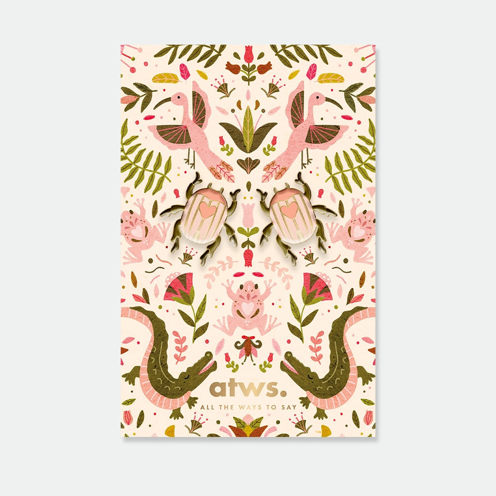 all-the-ways-to-say-duo-scarab-e-pins-emaille-k-fer-rosa image 1