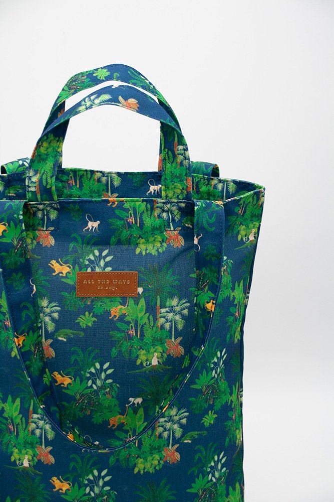 all-the-ways-to-say-wild-tote-bag-dschungel-recycled image 3