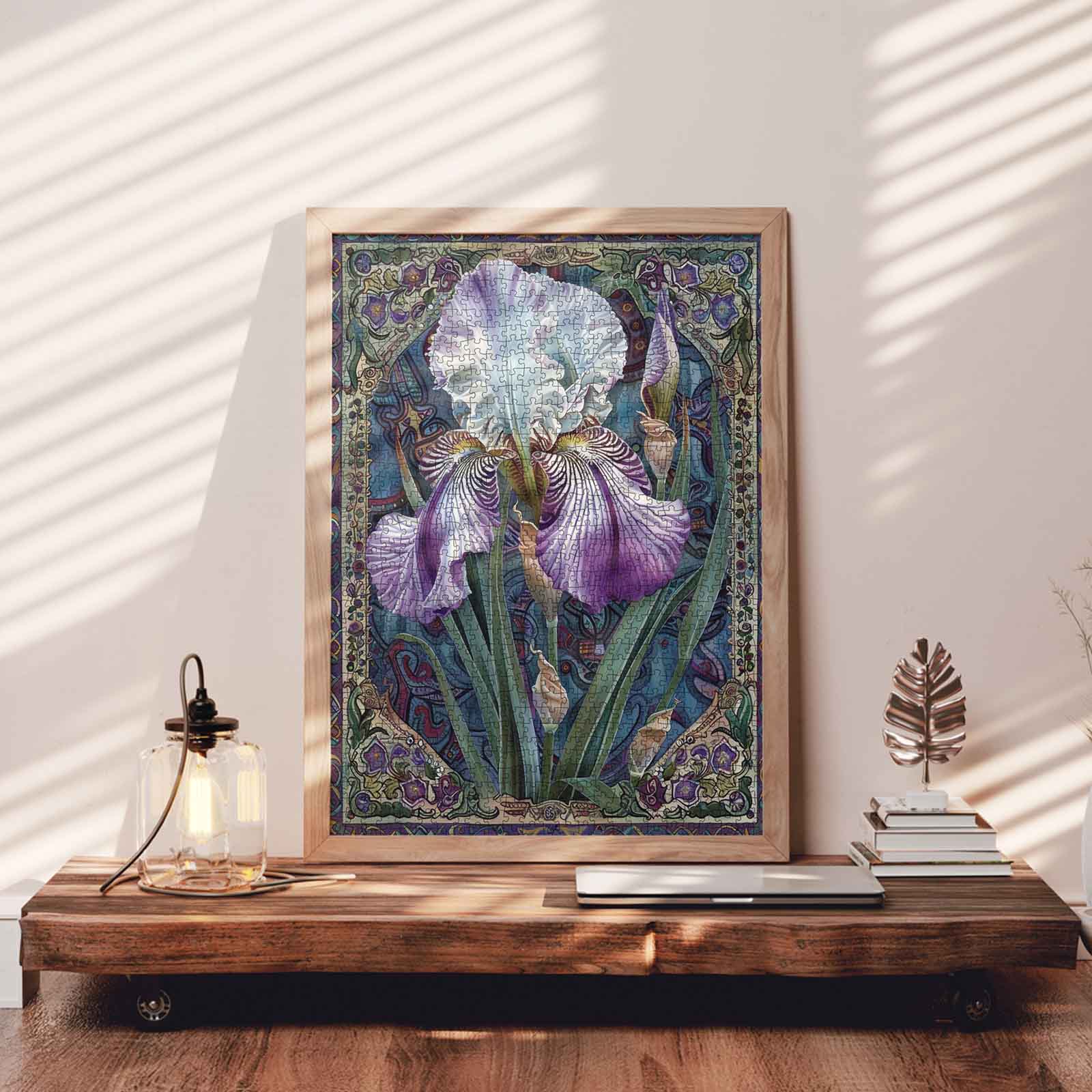 tucocoo-elegant-iris-bloom-puzzle-1000-teile-lila-blumen image 3