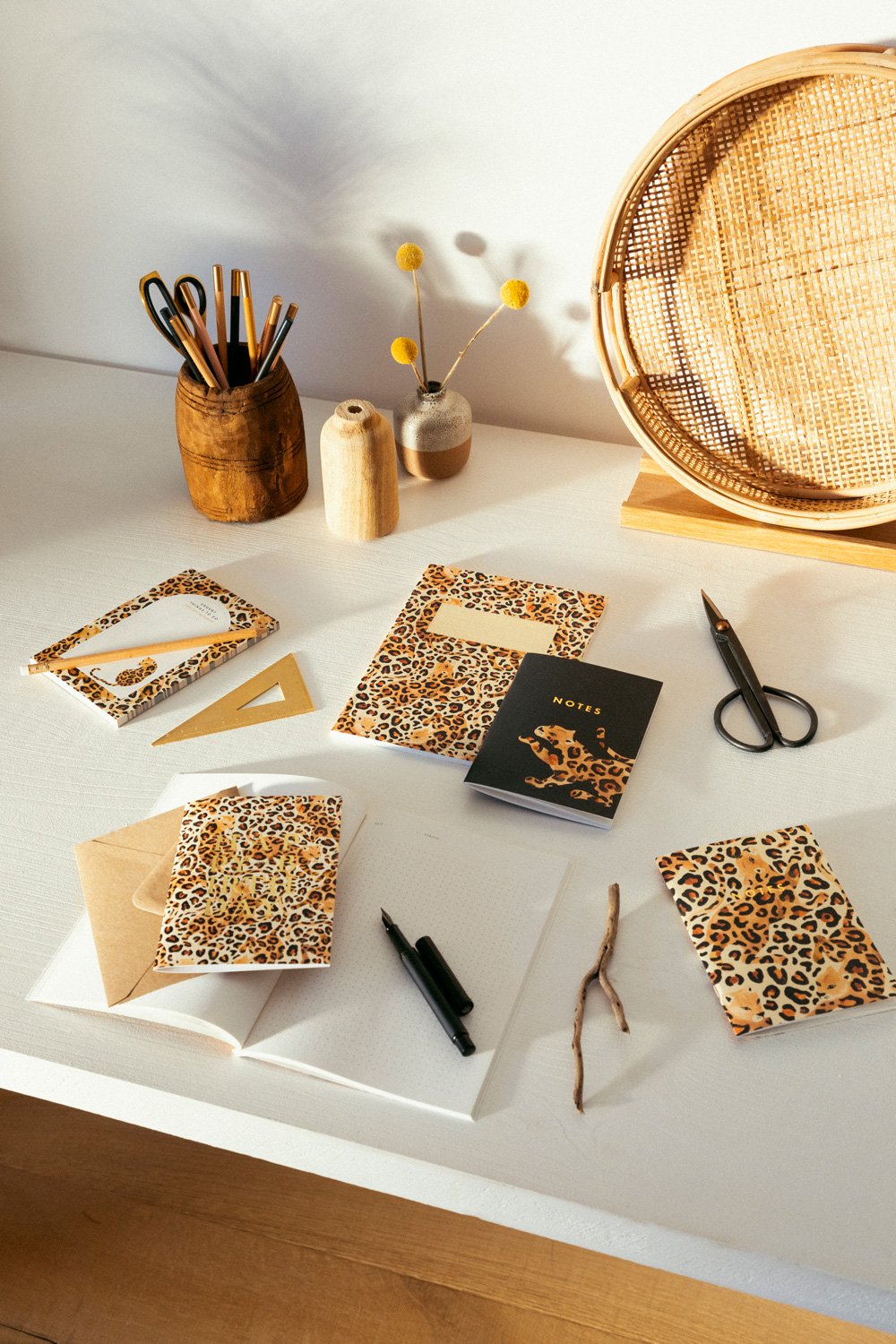 all-the-ways-to-say-leopard-geburtstagskarte-goldfolie-a6 image 2