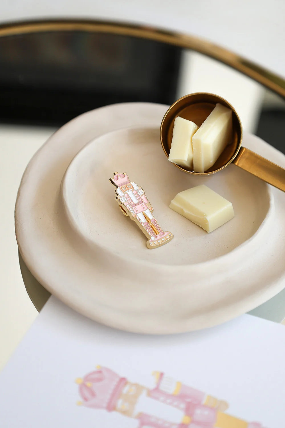 all-the-ways-to-say-pink-nutcracker-pin-anstecker-rosa-emaille image 3