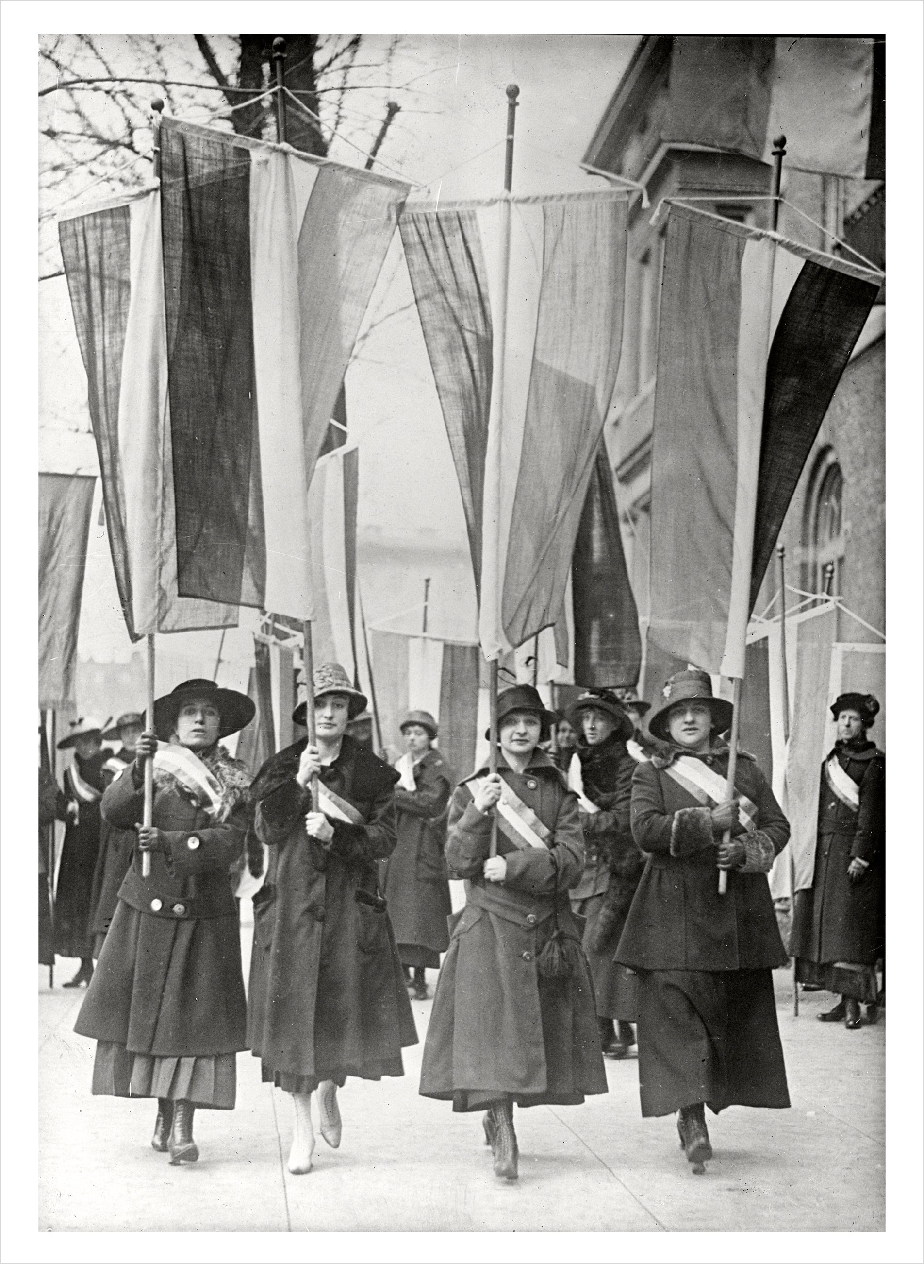 pomegranate-votes-for-women-postkartenbuch-30-postkarten-geschichte image 5