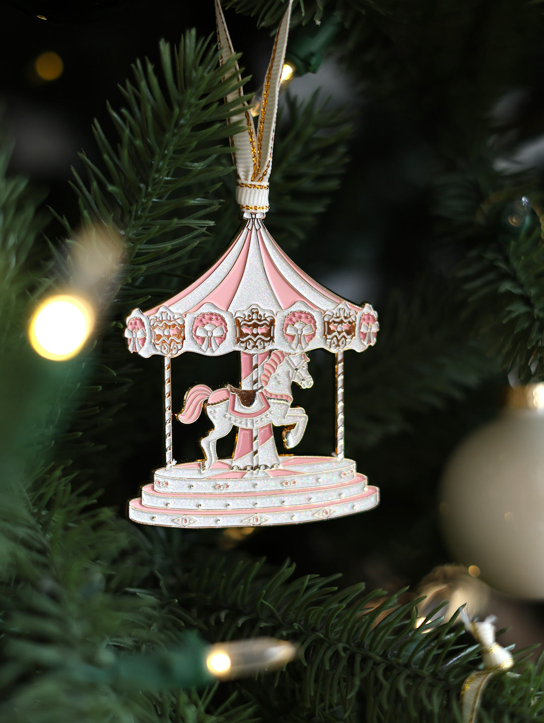all-the-ways-to-say-merry-go-round-weihnachtsanh-nger-rosa image 2