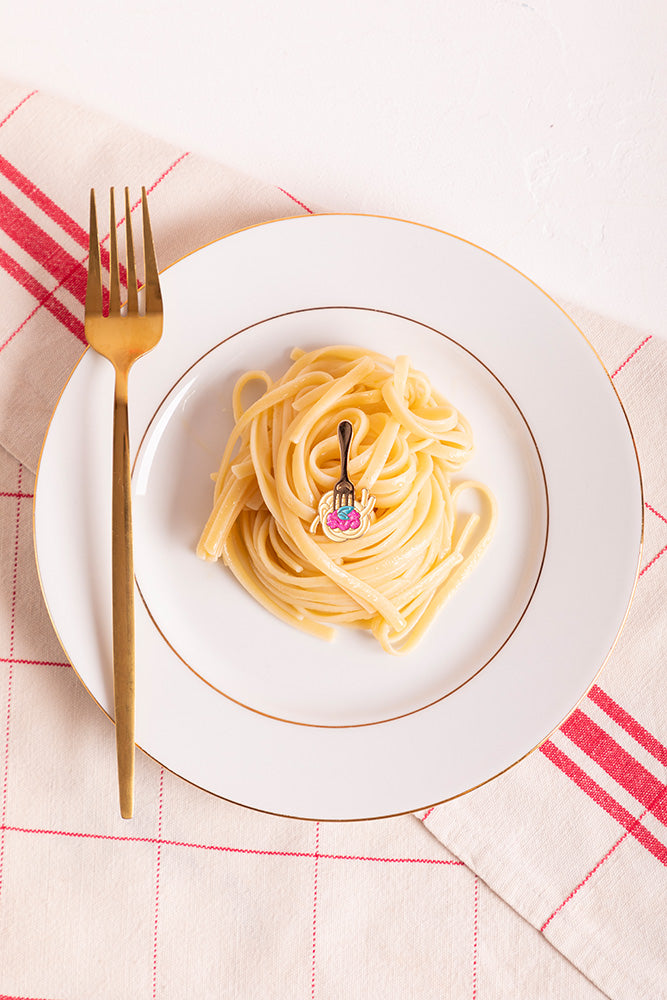 all-the-ways-to-say-fork-and-pasta-pin-emaille-23x27-mm image 4