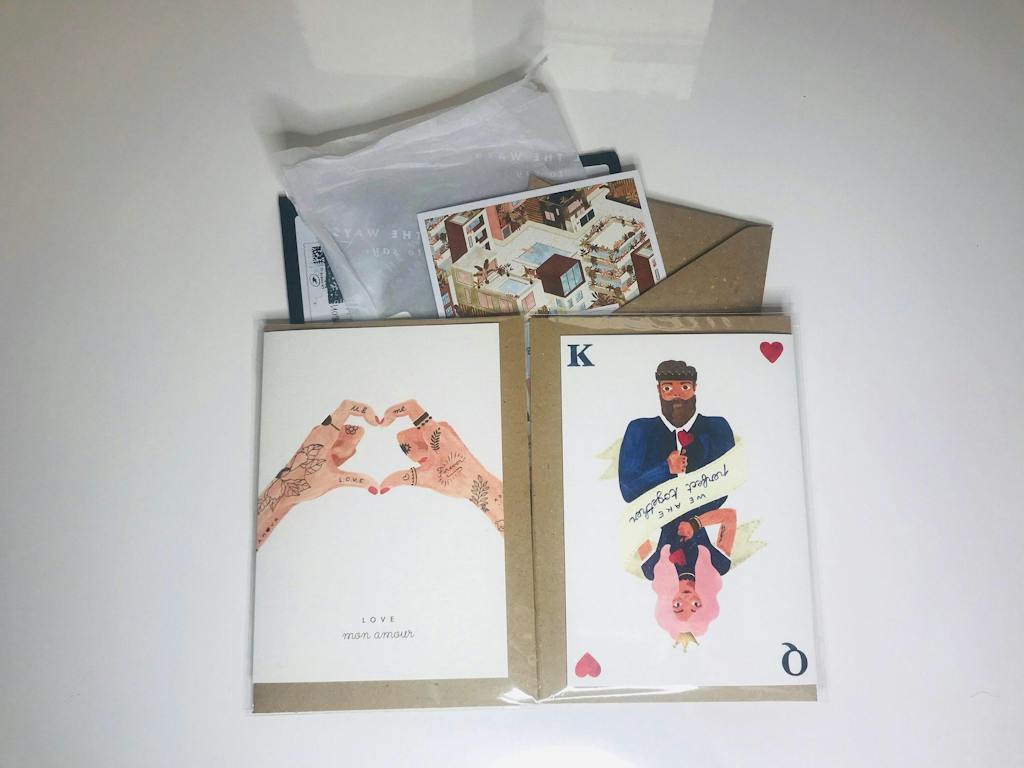 Papier fühlt sich an