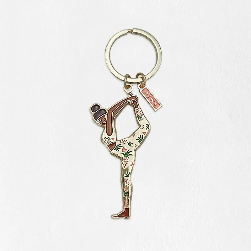 all-the-ways-to-say-yoga-schl-sselanh-nger-emaille-gold image 1