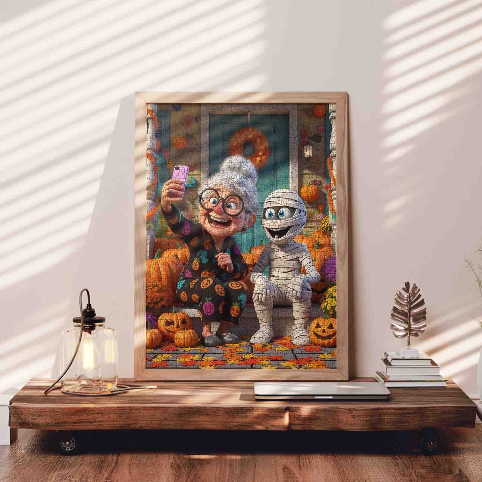 tucocoo-playful-granny-and-mummy-selfie-puzzle-1000-teile-halloween image 3