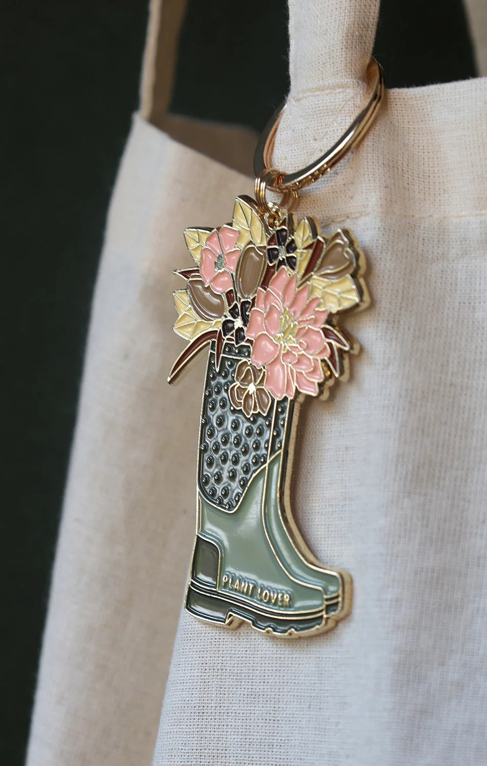 all-the-ways-to-say-plant-lover-boots-schl-sselanh-nger-gold image 4