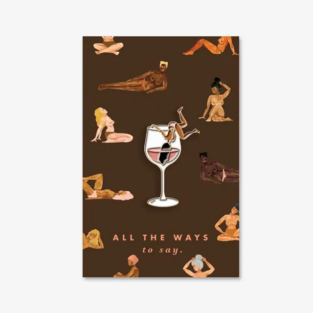 all-the-ways-to-say-tipsy-pin-weinglas-emaille-gold image 1