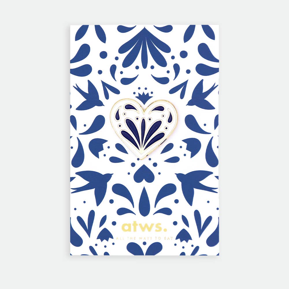 all-the-ways-to-say-pins-pin-blue-heart-blaues-herz-emaille image 1