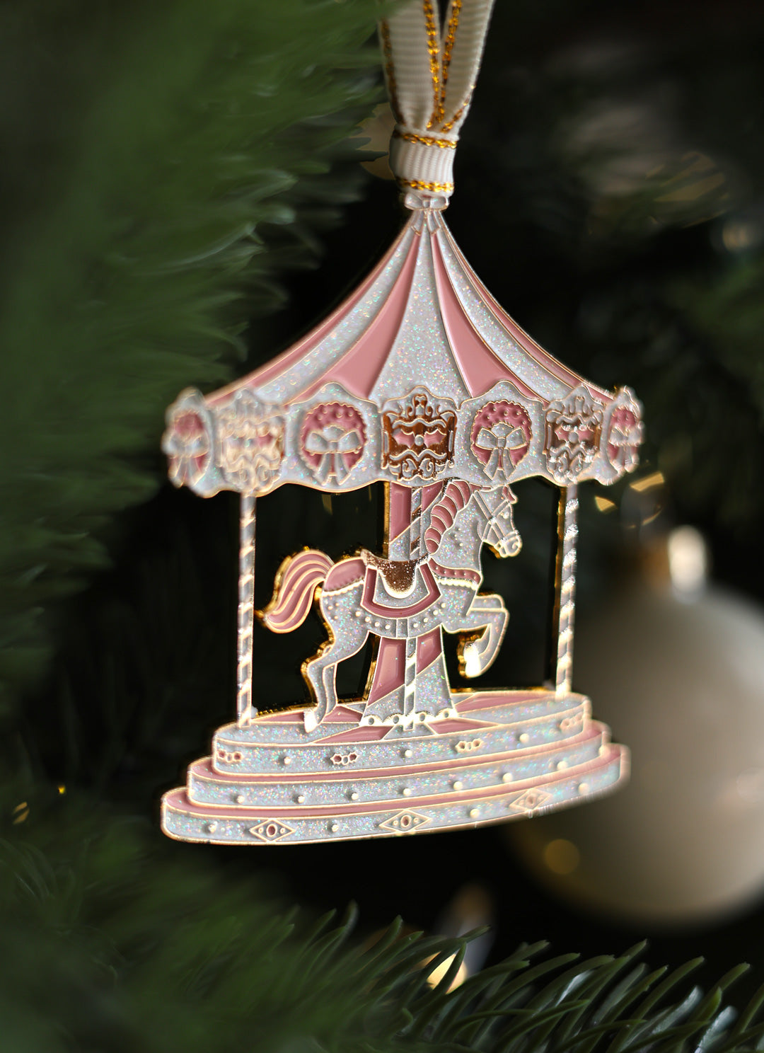 all-the-ways-to-say-merry-go-round-weihnachtsanh-nger-rosa image 3