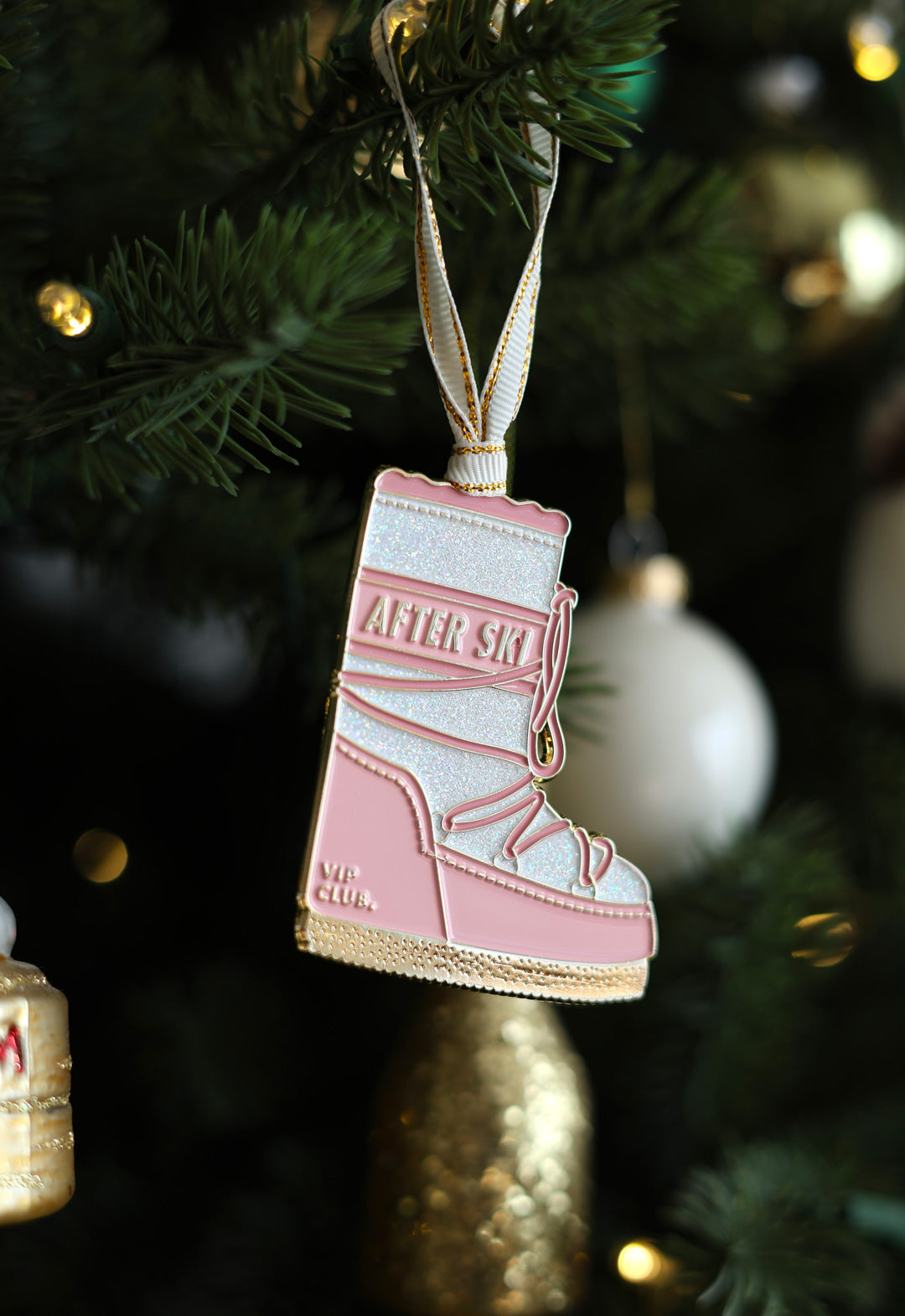 all-the-ways-to-say-snow-boot-weihnachtsanh-nger-emaille image 3
