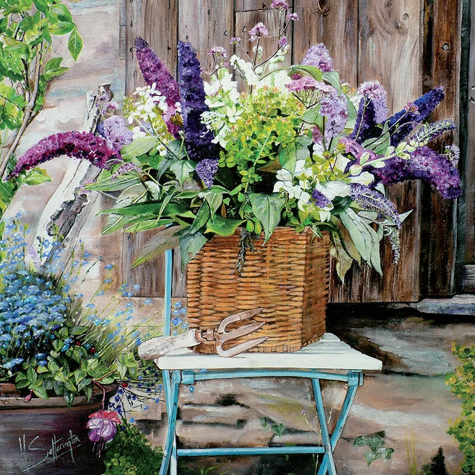 otter-house-beautiful-buddleia-gru-karte-quayside-gallery image 1