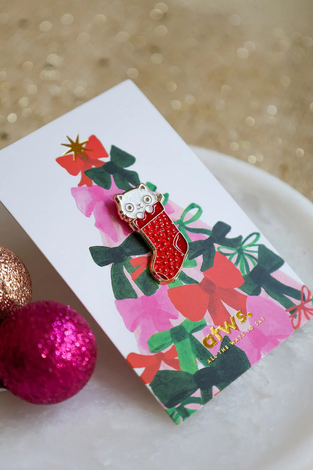 all-the-ways-to-say-cat-sock-pin-katze-weihnachten-emaille image 5
