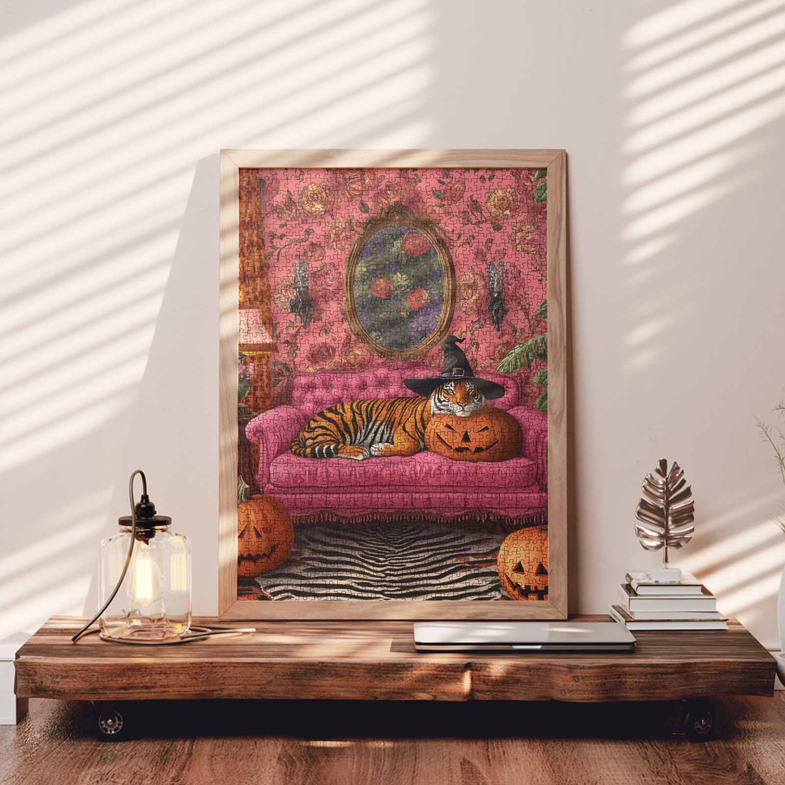 tucocoo-halloween-tiger-jigsaw-puzzle-1000-teile-sofa image 3