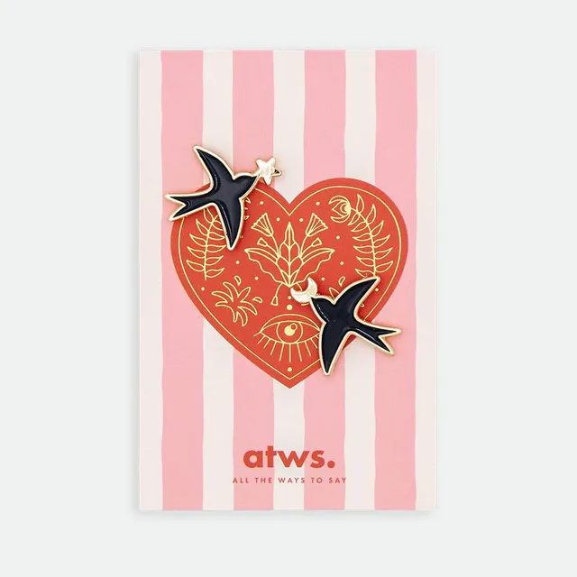 all-the-ways-to-say-swallows-duo-pin-emaille-schwalben image 1
