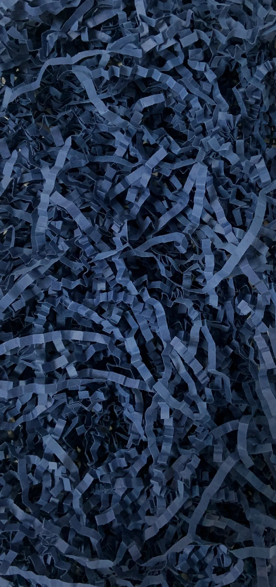 otter-house-gift-packaging-shredded-tissue-f-llpapier-dunkelblau-20-g image 1