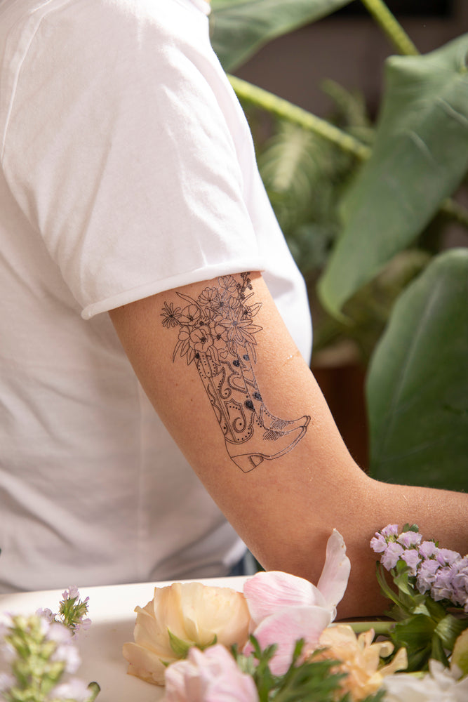 all-the-ways-to-say-santiag-tattoo-set-tempor-r-2-b-gen image 4