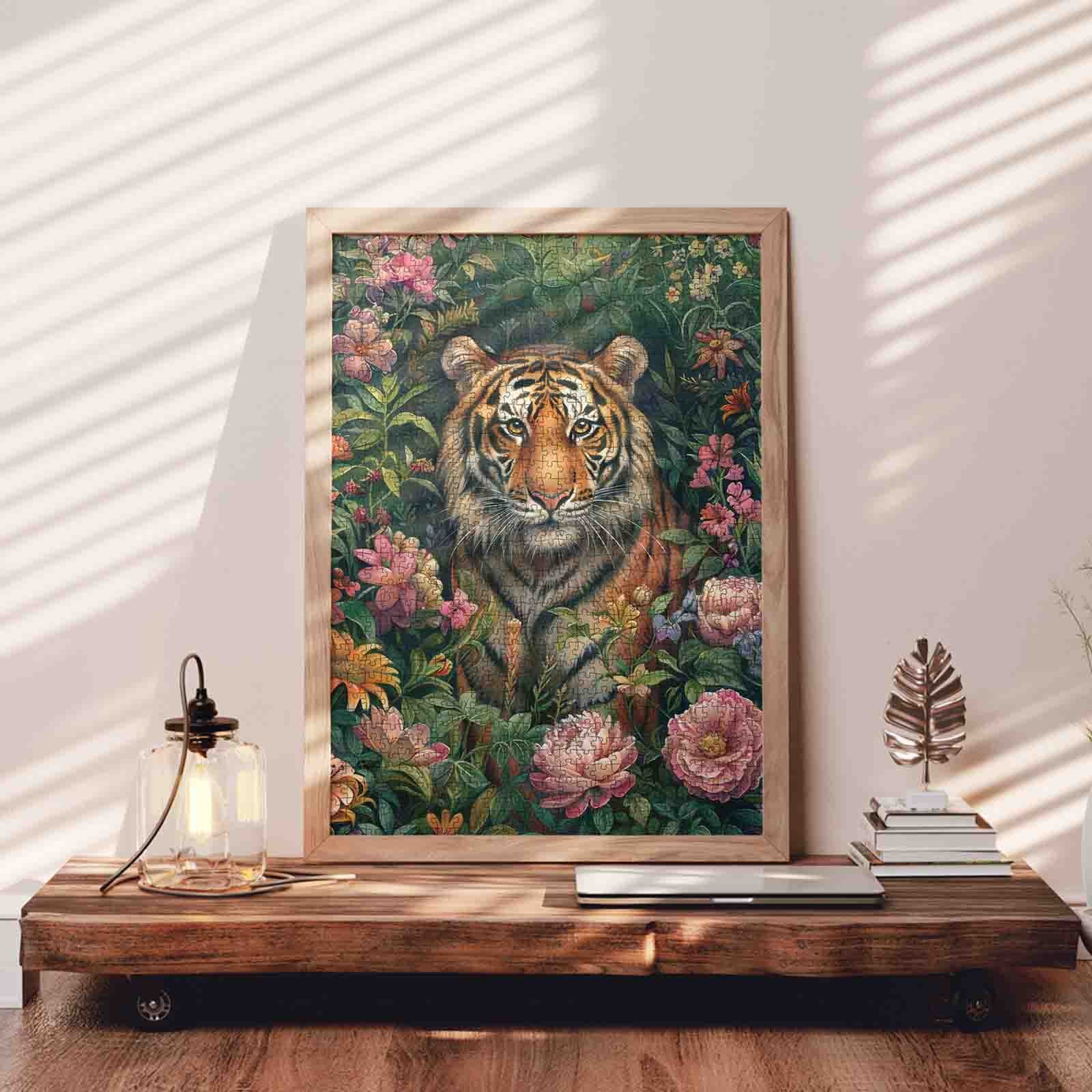 tucocoo-tiger-in-bloom-puzzle-1000-teile-tiger image 3