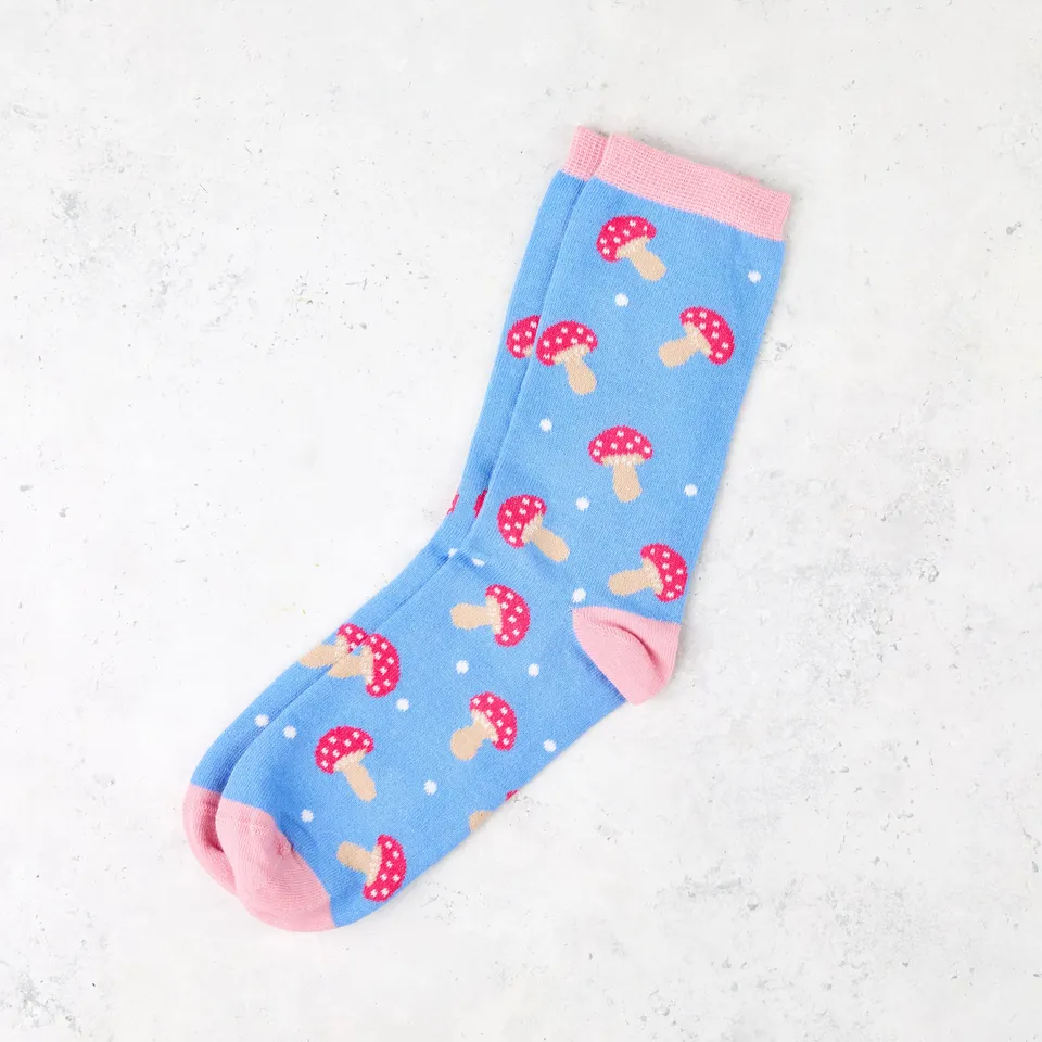 otter-house-sock-it-to-em-socken-xmas-fliegenpilz-1-paar image 1