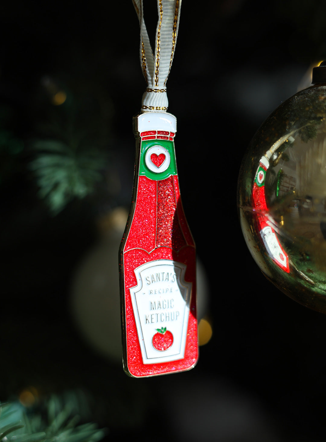 all-the-ways-to-say-santa-s-ketchup-christbaumschmuck-emaille image 5