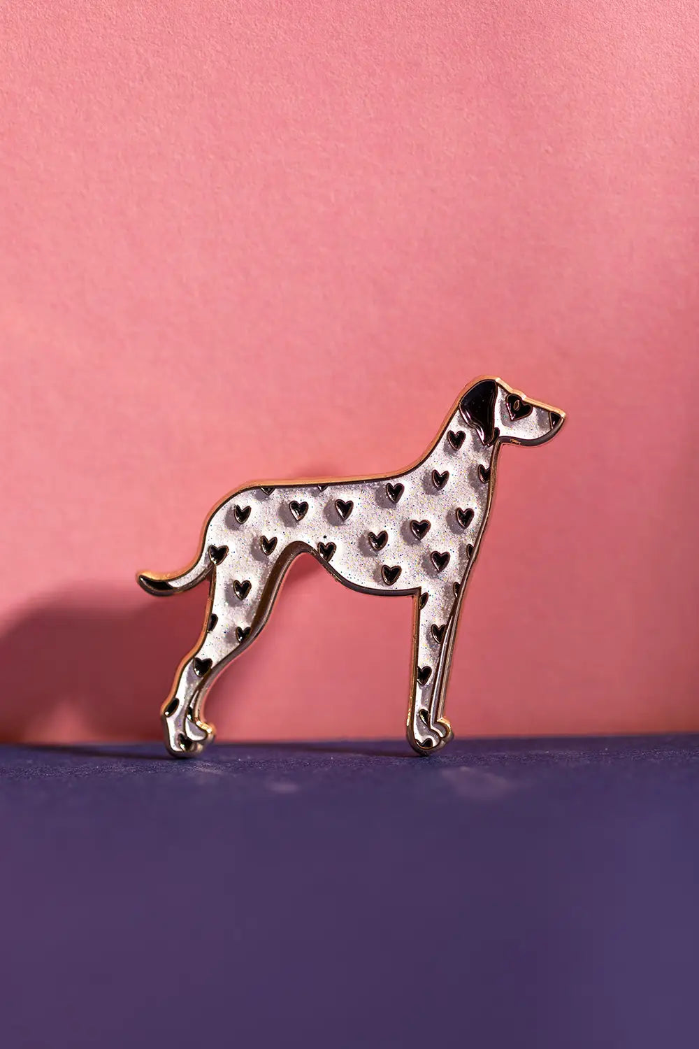 all-the-ways-to-say-dalmatian-emaille-pin-40x36-mm-gold image 5