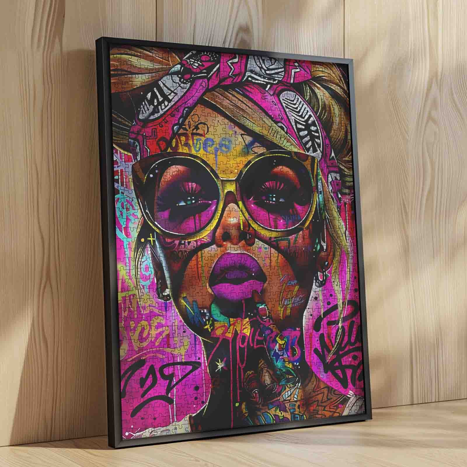 tucocoo-graffiti-diva-neon-puzzle-1000-teile-street-art image 4