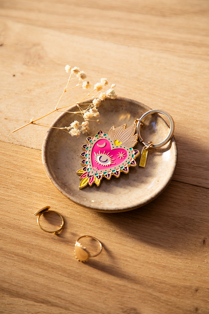 all-the-ways-to-say-ex-voto-schl-sselanh-nger-emaille-gold-2 image 2