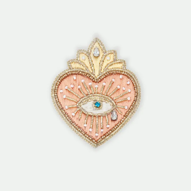 all-the-ways-to-say-ex-voto-brosche-bestickt-perlen-gold image 1