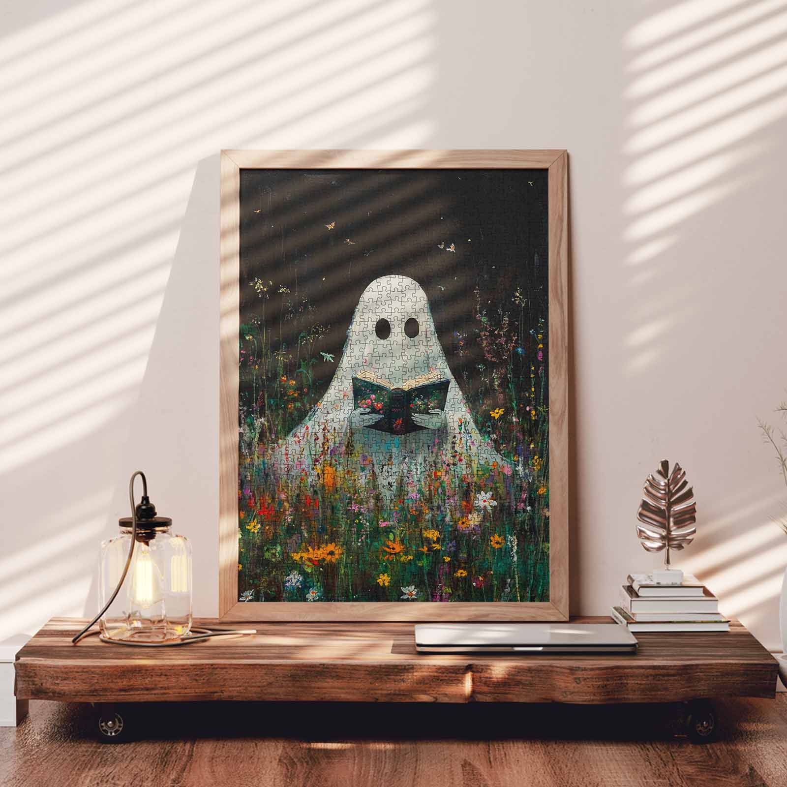 tucocoo-ghost-reading-wildflowers-puzzle-1000-teile-geist image 3