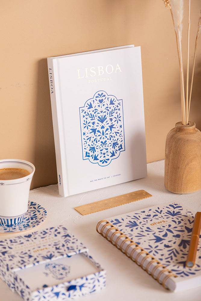 all-the-ways-to-say-lisboa-hardcover-a5-notizbuch-liniert-goldfolie image 3