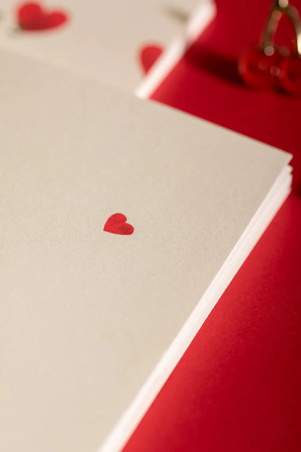 all-the-ways-to-say-new-hearts-notizbuch-a5-herzen-rot-creme image 5