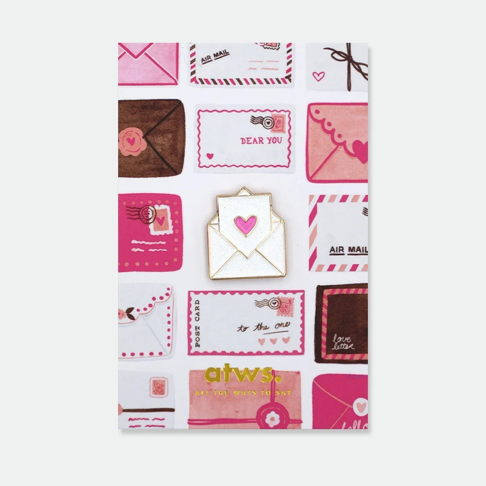 all-the-ways-to-say-glitter-love-letter-emaille-pin-herz image 1